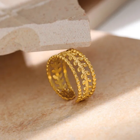 Designer Leaves Adjustable Ring - Picture 1 of 7
